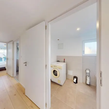 Nid De La Luss * Colmar